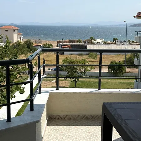 Peaceful 1br By The Beach, Garden&bbq In Cunda Apartmán *