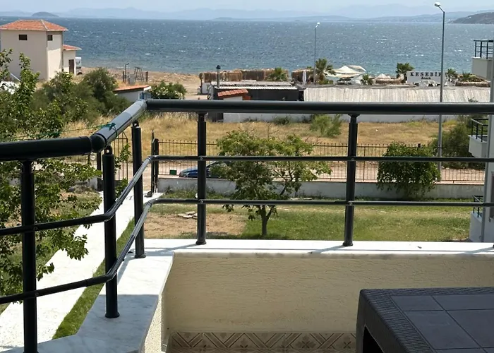 Peaceful 1br By The Beach, Garden&bbq In Cunda Apartment *