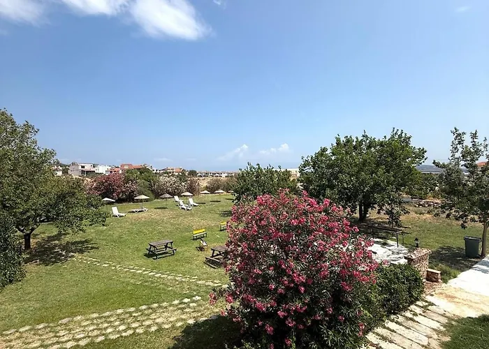 Apartment Peaceful 1br By The Beach, Garden&bbq In Cunda Ayvalik